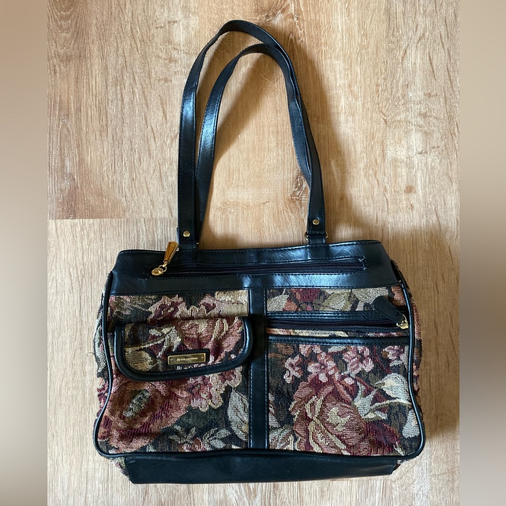 Vintage-Inspired Floral Shoulder Bag with Black Trim